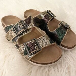 Colors of California military sandal size 38